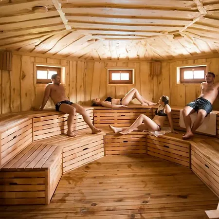 Meguva Паланга